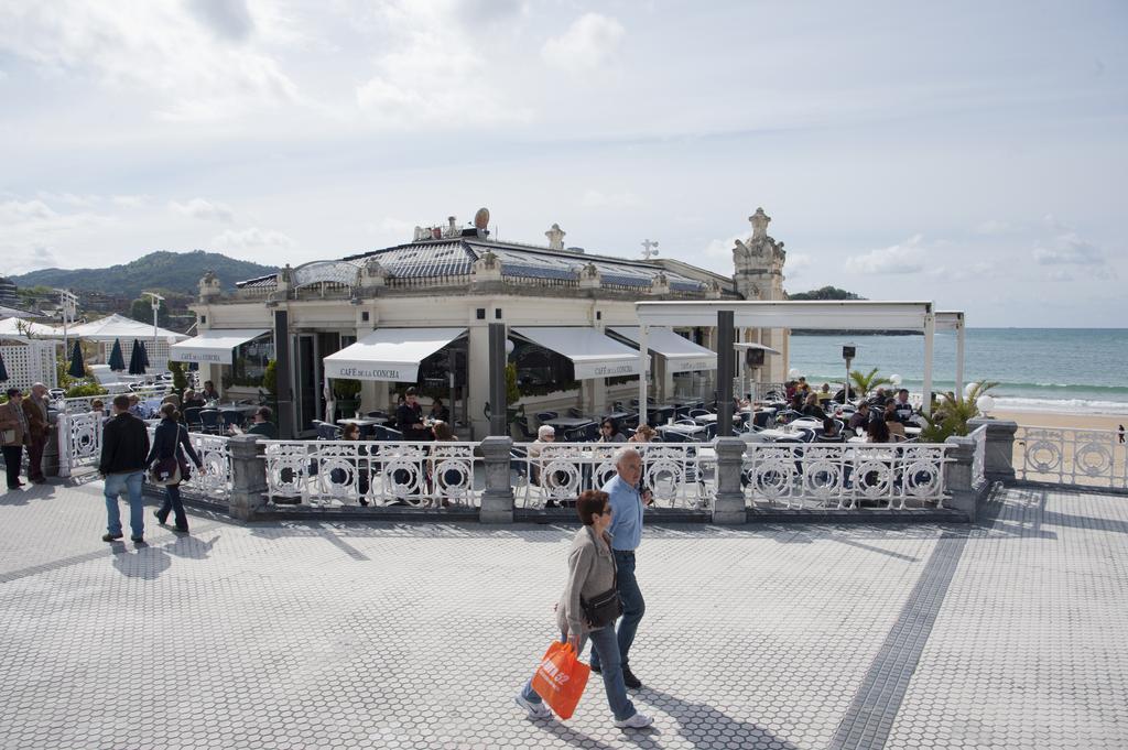 Pension Artea San Sebastián Exteriör bild