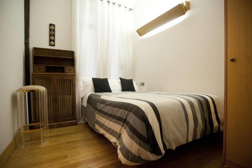 Pension Artea San Sebastián Exteriör bild